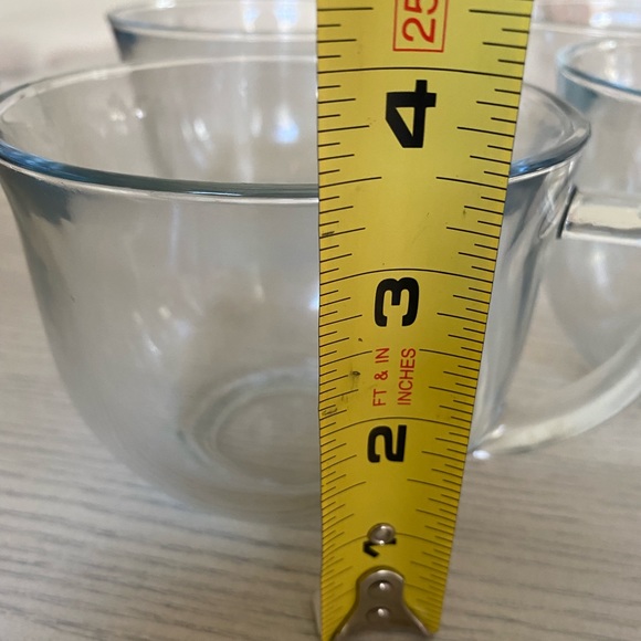 Set of 4 Clear Mugs - Picture 3 of 3